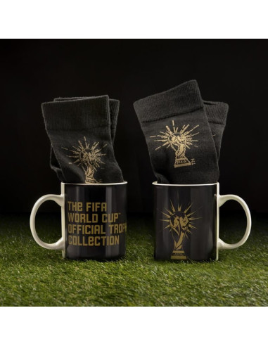 Set taza y calcetines paladone fifa